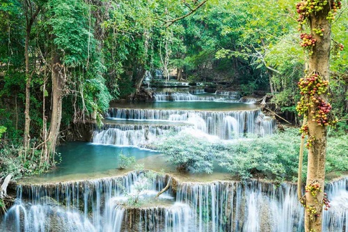 Vliesová fototapeta Vodopády v Kanchanaburi 375 x 250 cm